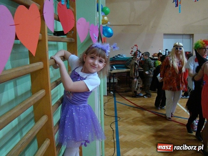 Zdjęcie w galerii na portalu naszraciborz.pl: Bal karnawałowy w Zespole Szkół Specjalnych wiadomości z regionu