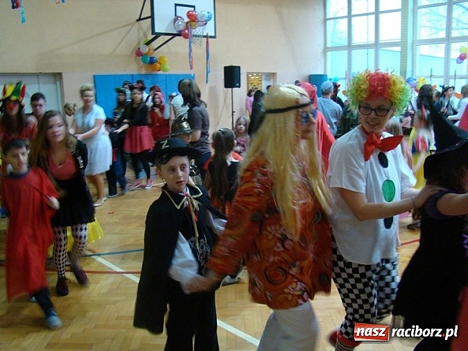 Zdjęcie w galerii na portalu naszraciborz.pl: Bal karnawałowy w Zespole Szkół Specjalnych wiadomości z regionu