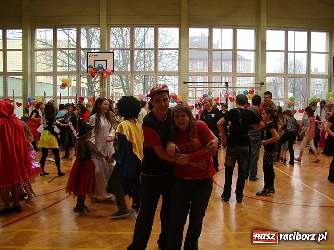Zdjęcie w galerii na portalu naszraciborz.pl: Bal karnawałowy w Zespole Szkół Specjalnych wiadomości z regionu