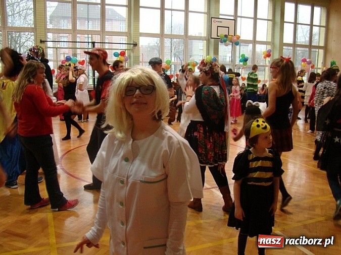 Zdjęcie w galerii na portalu naszraciborz.pl: Bal karnawałowy w Zespole Szkół Specjalnych wiadomości z regionu