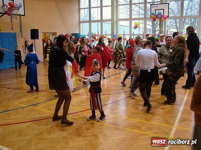 Zdjęcie w galerii na portalu naszraciborz.pl: Bal karnawałowy w Zespole Szkół Specjalnych wiadomości z regionu