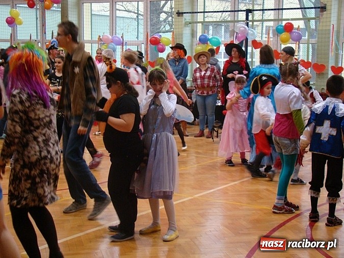 Zdjęcie w galerii na portalu naszraciborz.pl: Bal karnawałowy w Zespole Szkół Specjalnych wiadomości z regionu