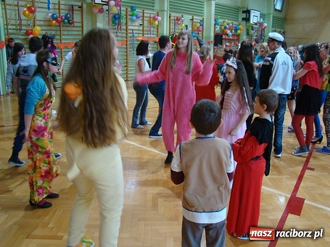 Zdjęcie w galerii na portalu naszraciborz.pl: Bal karnawałowy w Zespole Szkół Specjalnych wiadomości z regionu