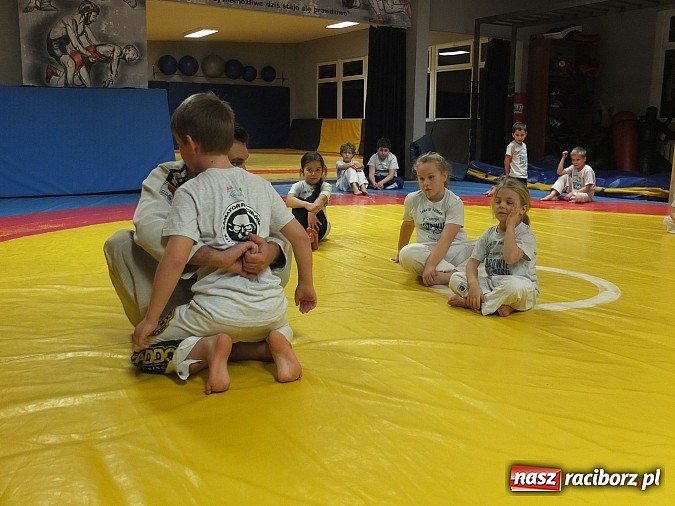 Zdjęcie w galerii na portalu naszraciborz.pl: Sport zdrowie jiu-jitsu, wolni od uzależnień wiadomości z regionu