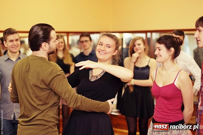 Zdjęcie w galerii na portalu naszraciborz.pl: Warsztaty taneczne z mistrzowskiej klasy tancerzami  wiadomości z regionu