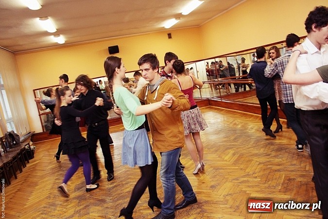Zdjęcie w galerii na portalu naszraciborz.pl: Warsztaty taneczne z mistrzowskiej klasy tancerzami  wiadomości z regionu