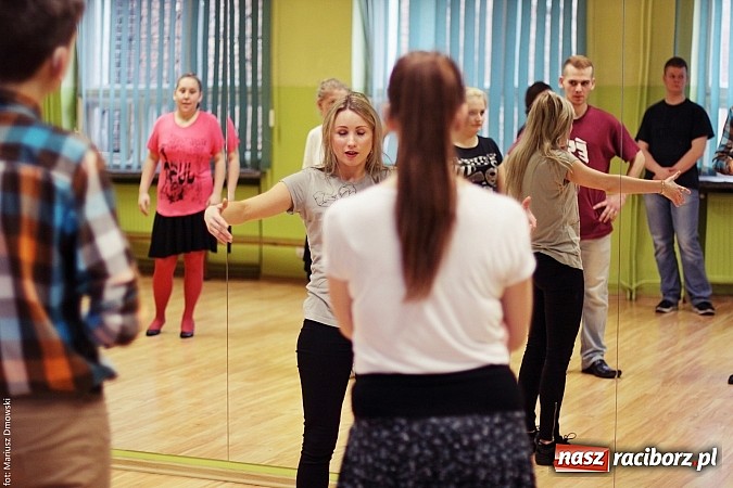 Zdjęcie w galerii na portalu naszraciborz.pl: Warsztaty taneczne z mistrzowskiej klasy tancerzami  wiadomości z regionu