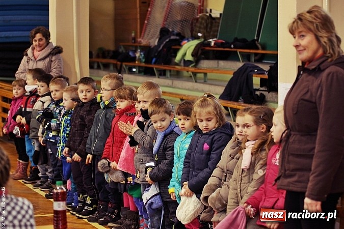 Zdjęcie w galerii na portalu naszraciborz.pl: VII Międzynarodowy i Międzyszkolny Turniej Szachowy wiadomości z regionu