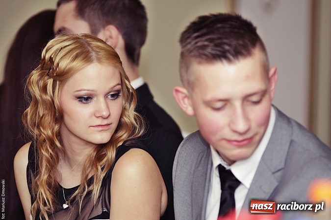 Zdjęcie w galerii na portalu naszraciborz.pl: Szampańska zabawa ZSZ w bieńkowickim Rege wiadomości z regionu