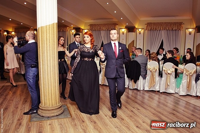 Zdjęcie w galerii na portalu naszraciborz.pl: Szampańska zabawa ZSZ w bieńkowickim Rege wiadomości z regionu