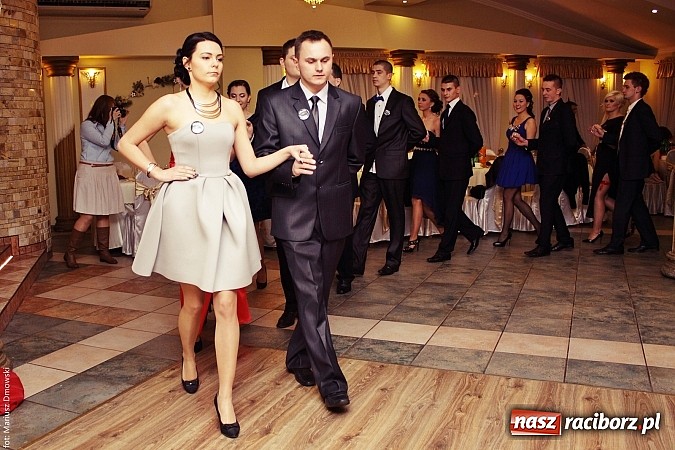 Zdjęcie w galerii na portalu naszraciborz.pl: Szampańska zabawa ZSZ w bieńkowickim Rege wiadomości z regionu