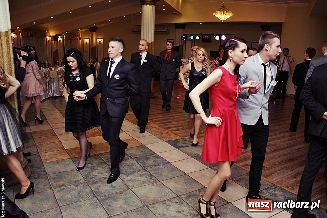 Zdjęcie w galerii na portalu naszraciborz.pl: Szampańska zabawa ZSZ w bieńkowickim Rege wiadomości z regionu