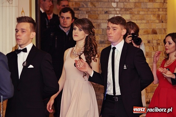 Zdjęcie w galerii na portalu naszraciborz.pl: Szampańska zabawa ZSZ w bieńkowickim Rege wiadomości z regionu