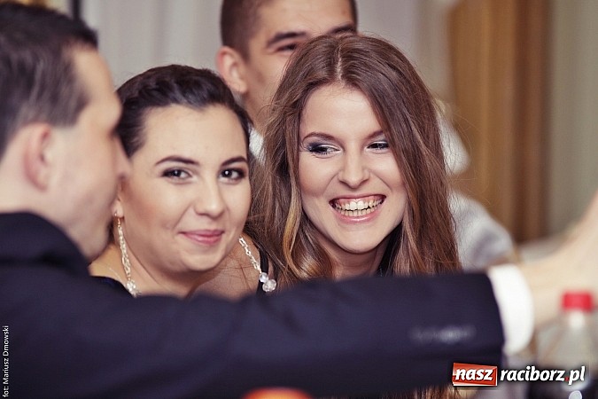 Zdjęcie w galerii na portalu naszraciborz.pl: Szampańska zabawa ZSZ w bieńkowickim Rege wiadomości z regionu