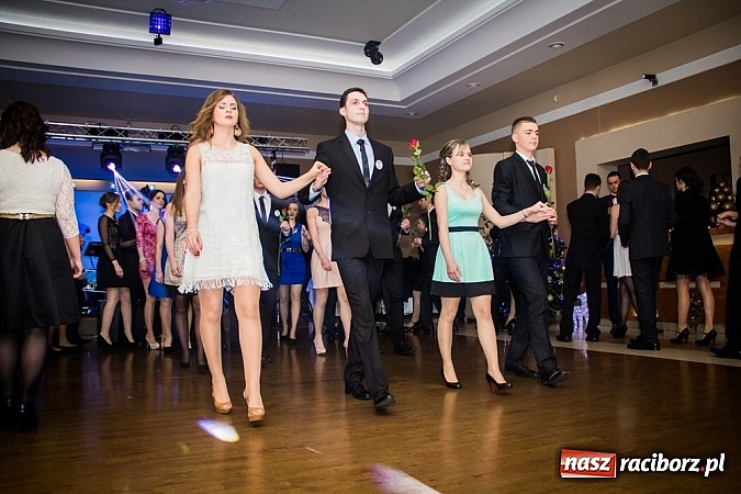 Zdjęcie w galerii na portalu naszraciborz.pl: Trzy klasy Mechanika bawią się w Bravo wiadomości z regionu