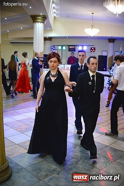 Zdjęcie w galerii na portalu naszraciborz.pl: Bal maturalny ZSZ - fotoreportaż i wideo wiadomości z regionu