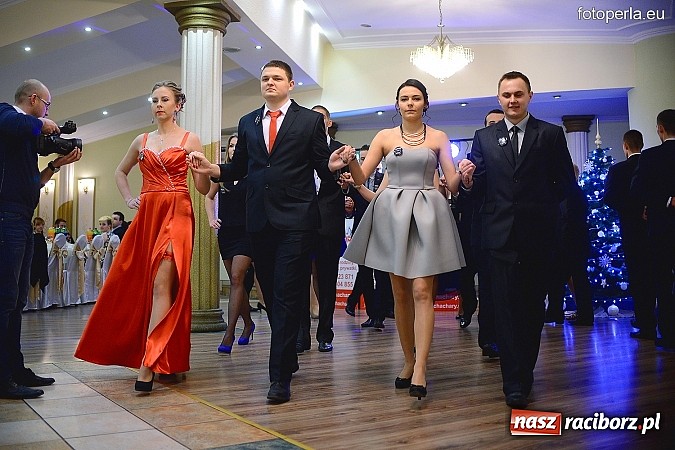 Zdjęcie w galerii na portalu naszraciborz.pl: Bal maturalny ZSZ - fotoreportaż i wideo wiadomości z regionu