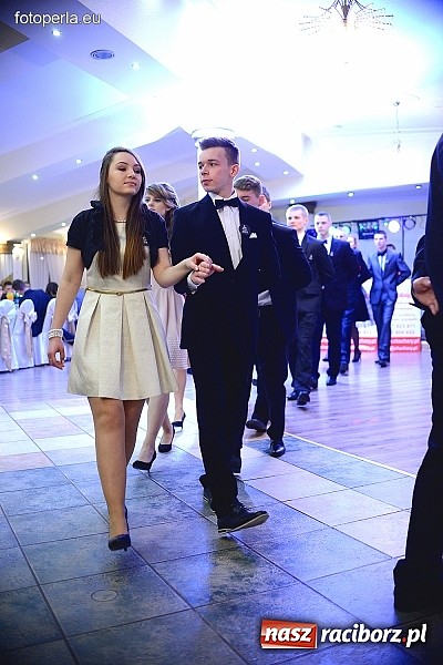Zdjęcie w galerii na portalu naszraciborz.pl: Bal maturalny ZSZ - fotoreportaż i wideo wiadomości z regionu