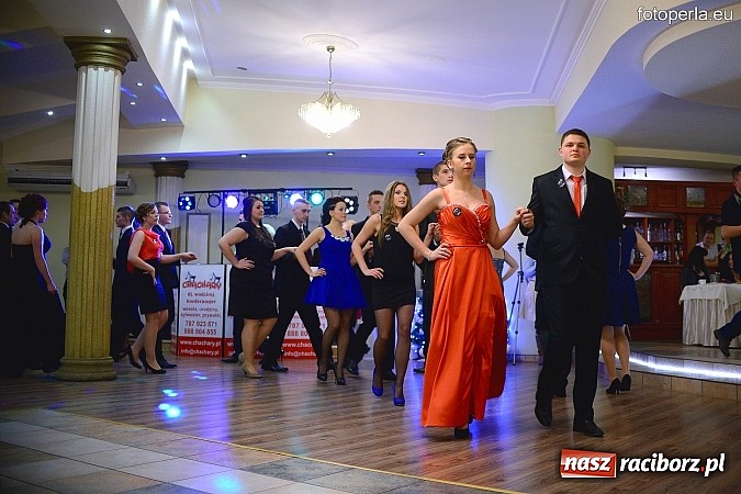 Zdjęcie w galerii na portalu naszraciborz.pl: Bal maturalny ZSZ - fotoreportaż i wideo wiadomości z regionu