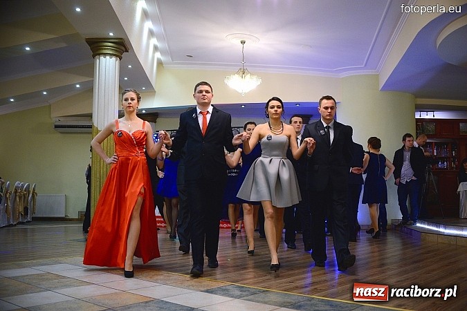 Zdjęcie w galerii na portalu naszraciborz.pl: Bal maturalny ZSZ - fotoreportaż i wideo wiadomości z regionu