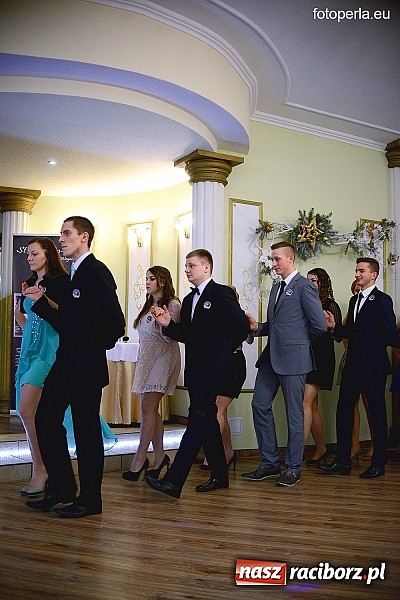 Zdjęcie w galerii na portalu naszraciborz.pl: Bal maturalny ZSZ - fotoreportaż i wideo wiadomości z regionu