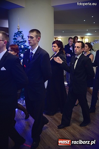 Zdjęcie w galerii na portalu naszraciborz.pl: Bal maturalny ZSZ - fotoreportaż i wideo wiadomości z regionu