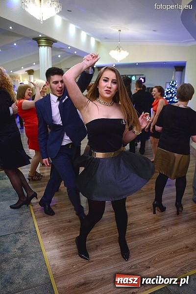 Zdjęcie w galerii na portalu naszraciborz.pl: Bal maturalny ZSZ - fotoreportaż i wideo wiadomości z regionu