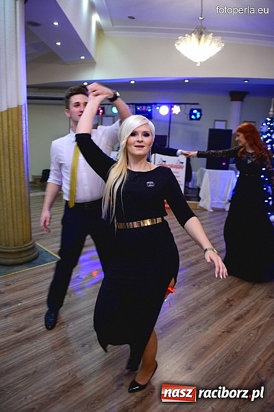 Zdjęcie w galerii na portalu naszraciborz.pl: Bal maturalny ZSZ - fotoreportaż i wideo wiadomości z regionu