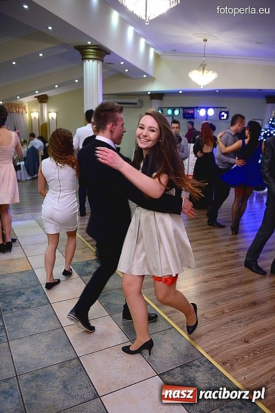 Zdjęcie w galerii na portalu naszraciborz.pl: Bal maturalny ZSZ - fotoreportaż i wideo wiadomości z regionu