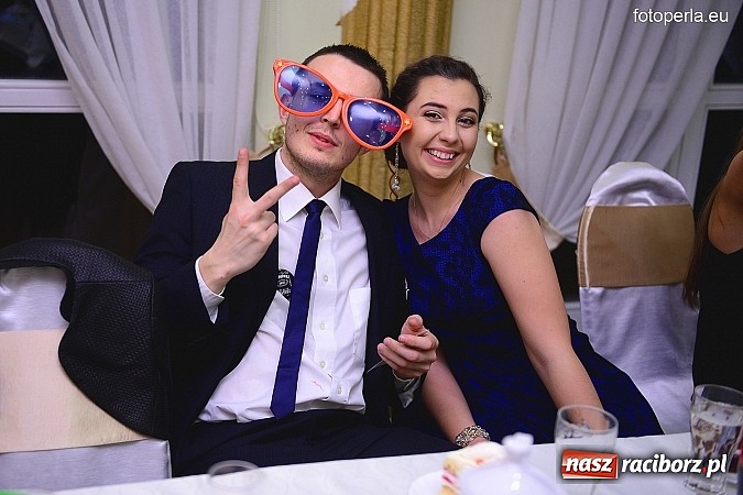 Zdjęcie w galerii na portalu naszraciborz.pl: Bal maturalny ZSZ - fotoreportaż i wideo wiadomości z regionu