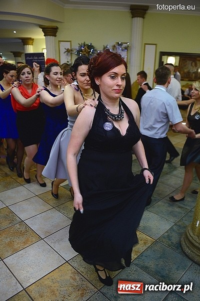 Zdjęcie w galerii na portalu naszraciborz.pl: Bal maturalny ZSZ - fotoreportaż i wideo wiadomości z regionu