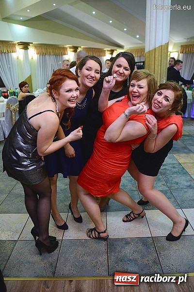 Zdjęcie w galerii na portalu naszraciborz.pl: Bal maturalny ZSZ - fotoreportaż i wideo wiadomości z regionu