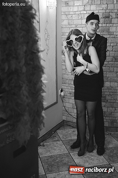 Zdjęcie w galerii na portalu naszraciborz.pl: Bal maturalny ZSZ - fotoreportaż i wideo wiadomości z regionu