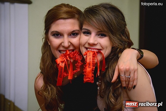 Zdjęcie w galerii na portalu naszraciborz.pl: Bal maturalny ZSZ - fotoreportaż i wideo wiadomości z regionu