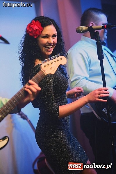 Zdjęcie w galerii na portalu naszraciborz.pl: Tak się bawił Mechanik w Bravo wiadomości z regionu