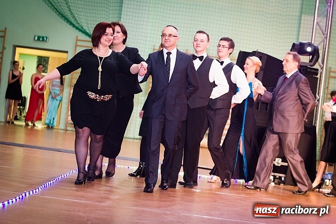 Zdjęcie w galerii na portalu naszraciborz.pl: IX Karnawałowa Rewia Tańca w Arenie Rafako wiadomości z regionu