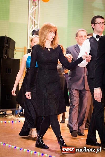 Zdjęcie w galerii na portalu naszraciborz.pl: IX Karnawałowa Rewia Tańca w Arenie Rafako wiadomości z regionu