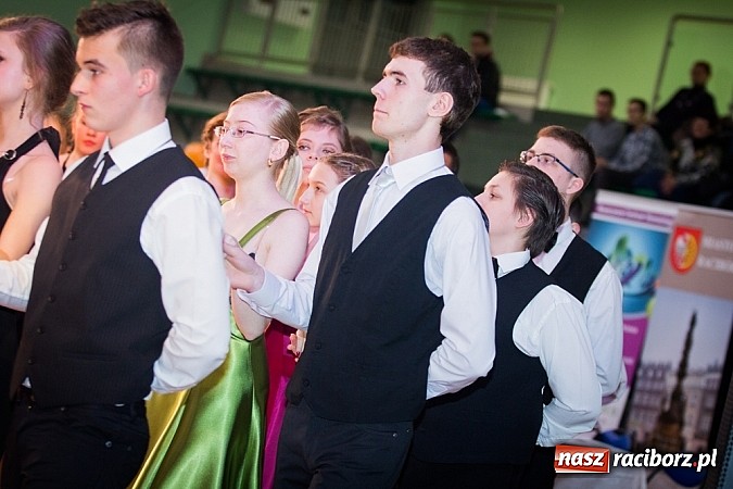 Zdjęcie w galerii na portalu naszraciborz.pl: IX Karnawałowa Rewia Tańca w Arenie Rafako wiadomości z regionu
