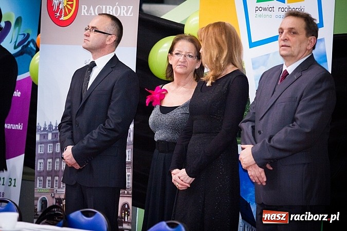 Zdjęcie w galerii na portalu naszraciborz.pl: IX Karnawałowa Rewia Tańca w Arenie Rafako wiadomości z regionu