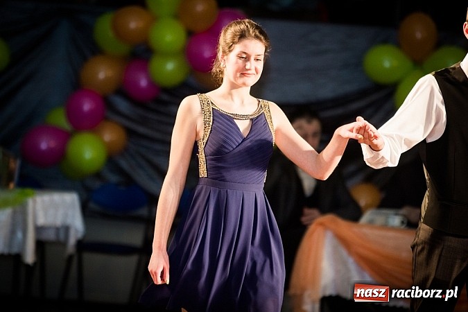 Zdjęcie w galerii na portalu naszraciborz.pl: IX Karnawałowa Rewia Tańca w Arenie Rafako wiadomości z regionu