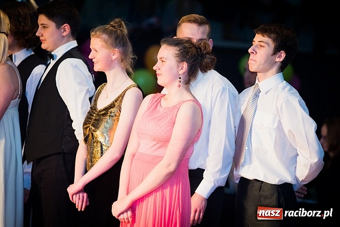 Zdjęcie w galerii na portalu naszraciborz.pl: IX Karnawałowa Rewia Tańca w Arenie Rafako wiadomości z regionu