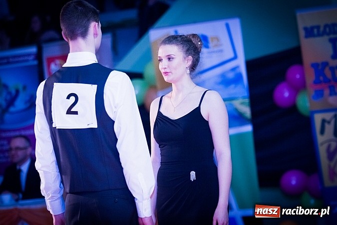 Zdjęcie w galerii na portalu naszraciborz.pl: IX Karnawałowa Rewia Tańca w Arenie Rafako wiadomości z regionu