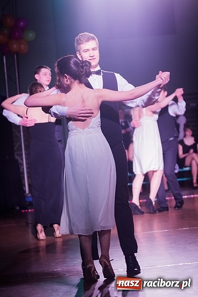 Zdjęcie w galerii na portalu naszraciborz.pl: IX Karnawałowa Rewia Tańca w Arenie Rafako wiadomości z regionu