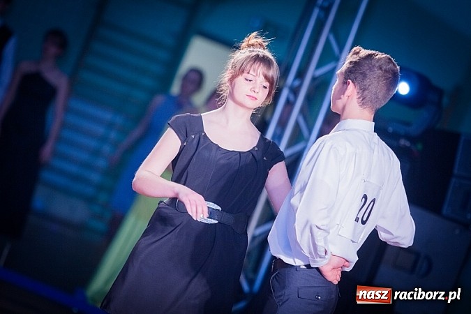 Zdjęcie w galerii na portalu naszraciborz.pl: IX Karnawałowa Rewia Tańca w Arenie Rafako wiadomości z regionu