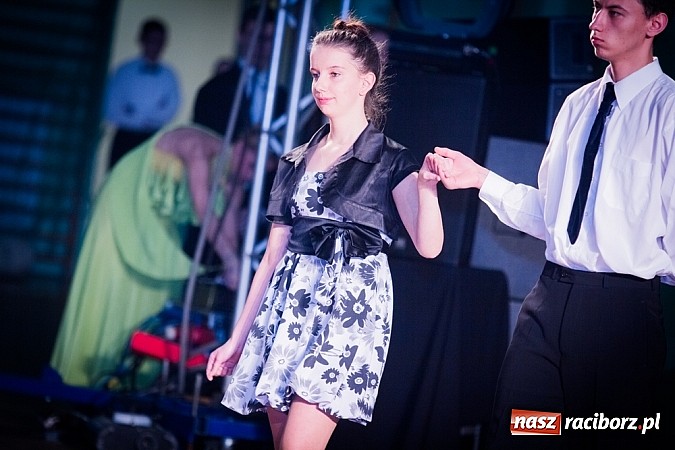 Zdjęcie w galerii na portalu naszraciborz.pl: IX Karnawałowa Rewia Tańca w Arenie Rafako wiadomości z regionu