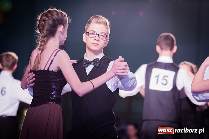 Zdjęcie w galerii na portalu naszraciborz.pl: IX Karnawałowa Rewia Tańca w Arenie Rafako wiadomości z regionu