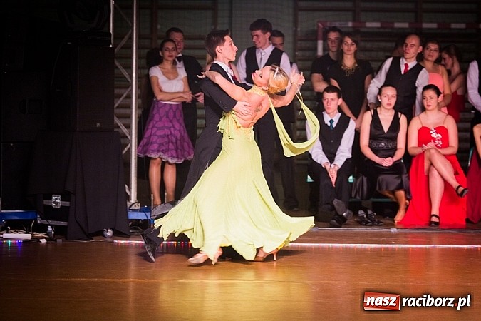 Zdjęcie w galerii na portalu naszraciborz.pl: IX Karnawałowa Rewia Tańca w Arenie Rafako wiadomości z regionu