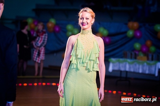 Zdjęcie w galerii na portalu naszraciborz.pl: IX Karnawałowa Rewia Tańca w Arenie Rafako wiadomości z regionu