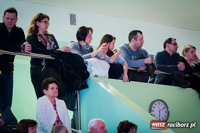 Zdjęcie w galerii na portalu naszraciborz.pl: IX Karnawałowa Rewia Tańca w Arenie Rafako wiadomości z regionu