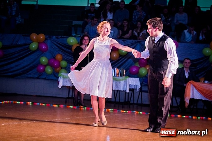 Zdjęcie w galerii na portalu naszraciborz.pl: IX Karnawałowa Rewia Tańca w Arenie Rafako wiadomości z regionu